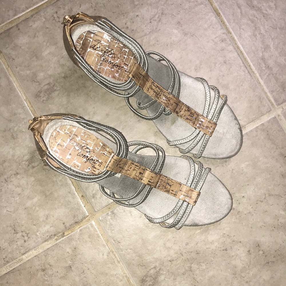 Sandals - Picture 2 of 6